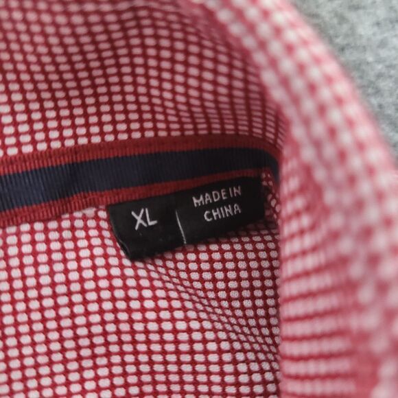 Hugo Boss Slim Fit Men's Size XL Button Down Cotton Shirt Red & White Dot Print - Picture 7 of 10